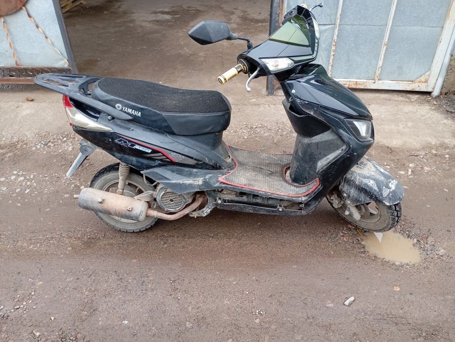 Продам мопед М 8на ходу щ