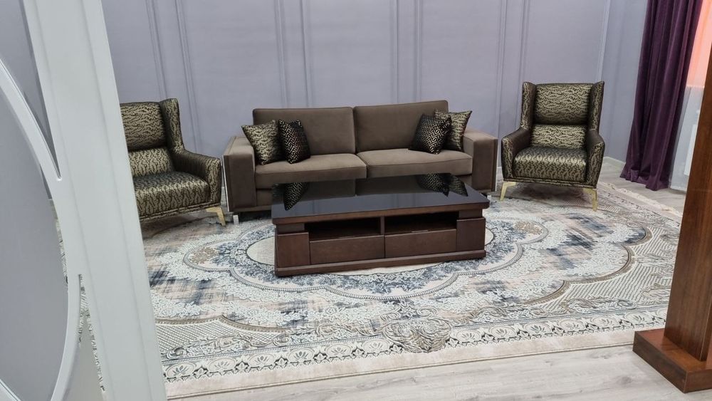 Сдается люкс квартира 3х комнатная Вогзал