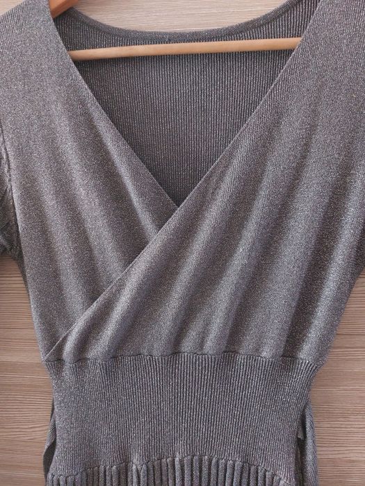 Продам трикотажное платье