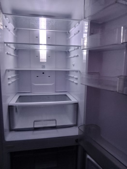 продам холодильник