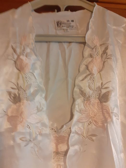 Set halat și cămașă de noapte 48-50