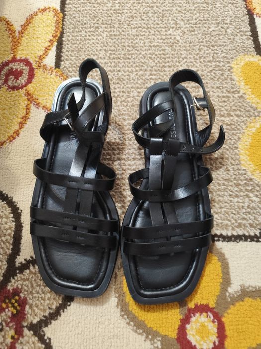 Sandale Flavia Passini, măsura 37, noi, piele naturala