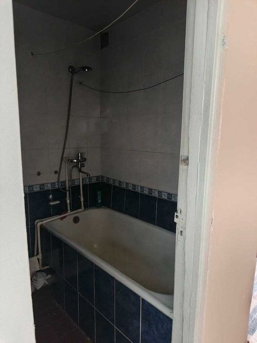 Алокада 3 хона 1 Етаж Арзон Нархга Сотилади !!