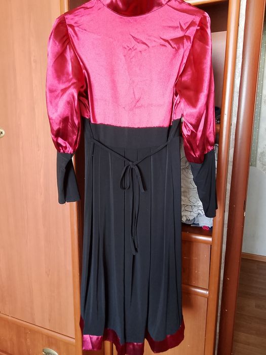 Продам платье продам