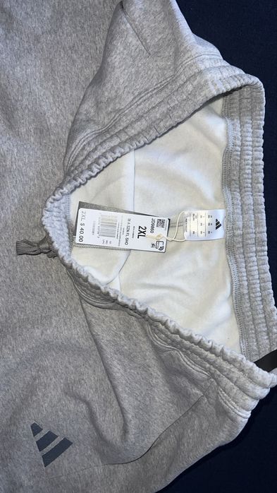 Мъжки къси панталони Adidas размер 2XL