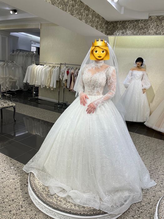 Свадебное платье