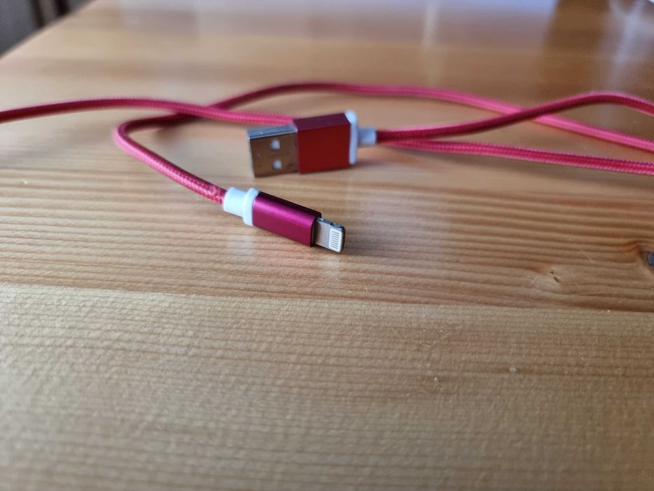 Cablu date incarcator lightning Apple iPhone lungime 1,35m