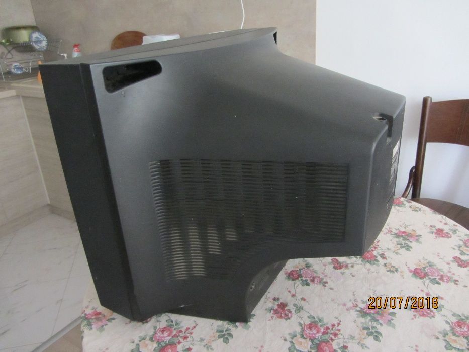 Телевизор JVC - 21 инча
