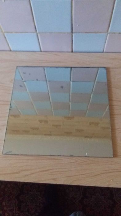 Зеркало настенное