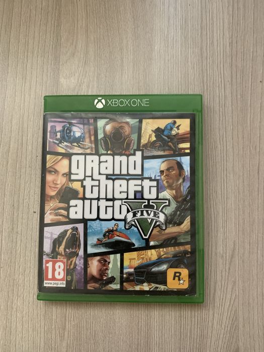 Vand Xbox one S 1TB cu gta 5 inclus,controler si toate cablurile necesare ,cablu HDMI si cablu de alimentare!