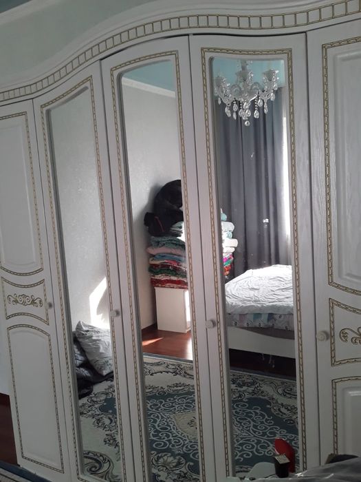 Спальный гарнитур