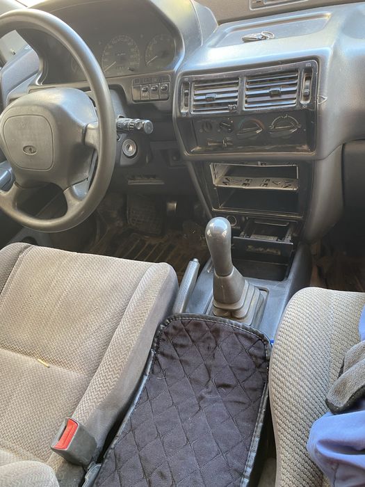 Mitsubishi space wagon