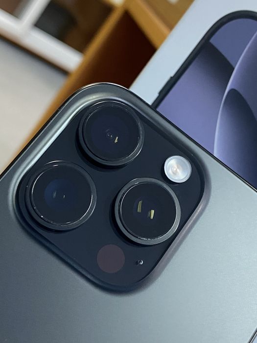 Apple iPhone 16 Pro Full Box 100% 256GB, Garantie 12 luni | Lensun