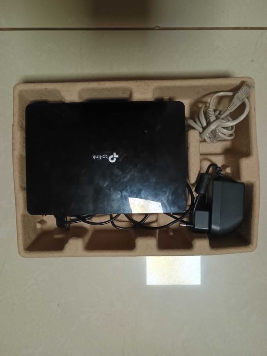 Router TP-Link TL-MR6400, cu o singură antenă (300Mbps WI-FI)