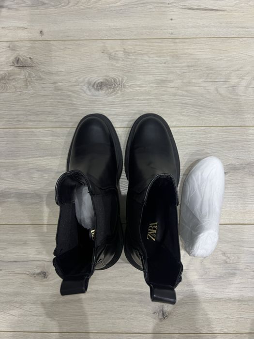 Ботинки Zara Оригинал!Демисезонные,без утепления.Один выход.