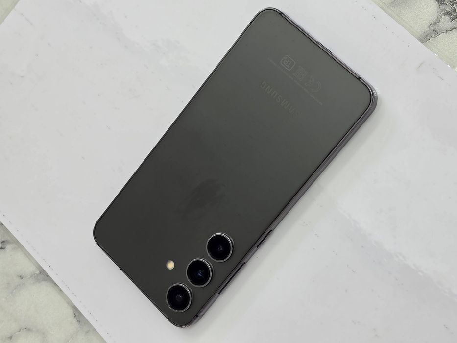 Samsung S24 продам