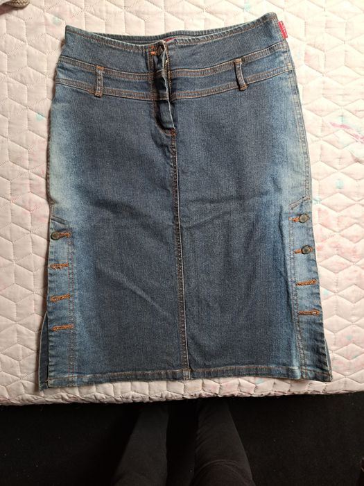 Панталони и поли С размер