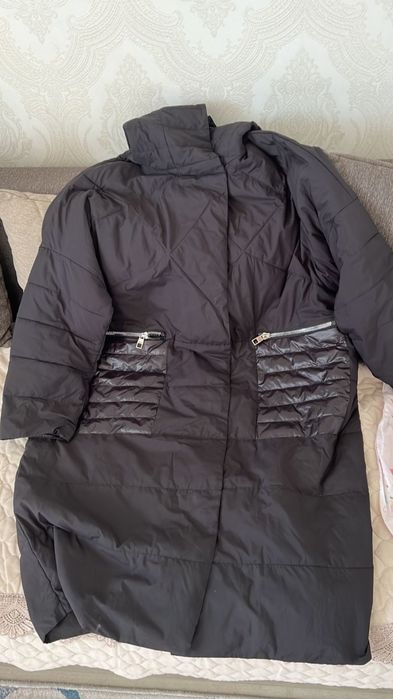 Продам куртку весеннюю