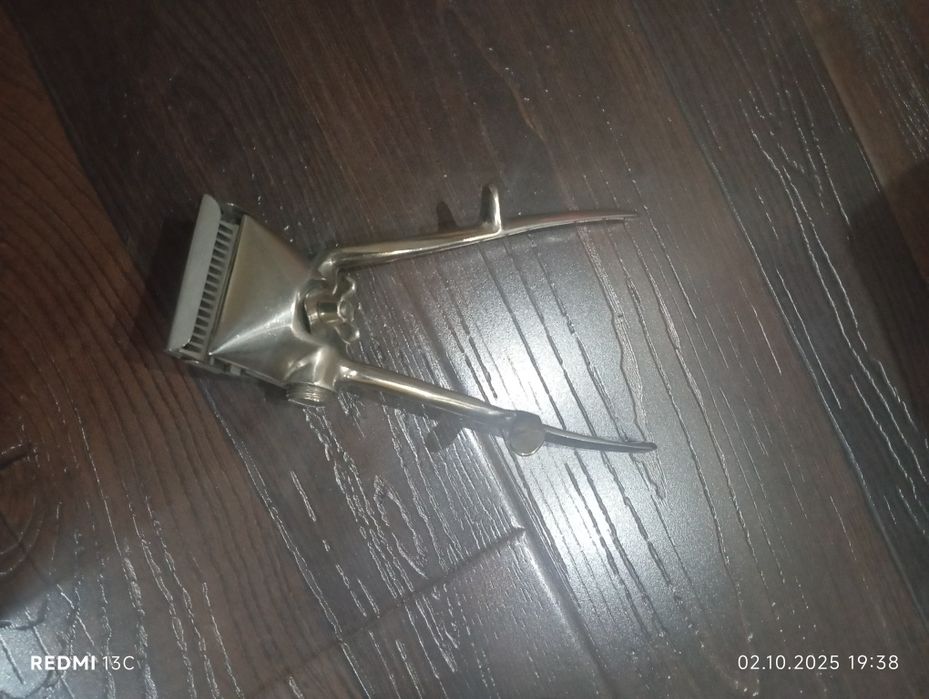 Машинка для стрижки волос