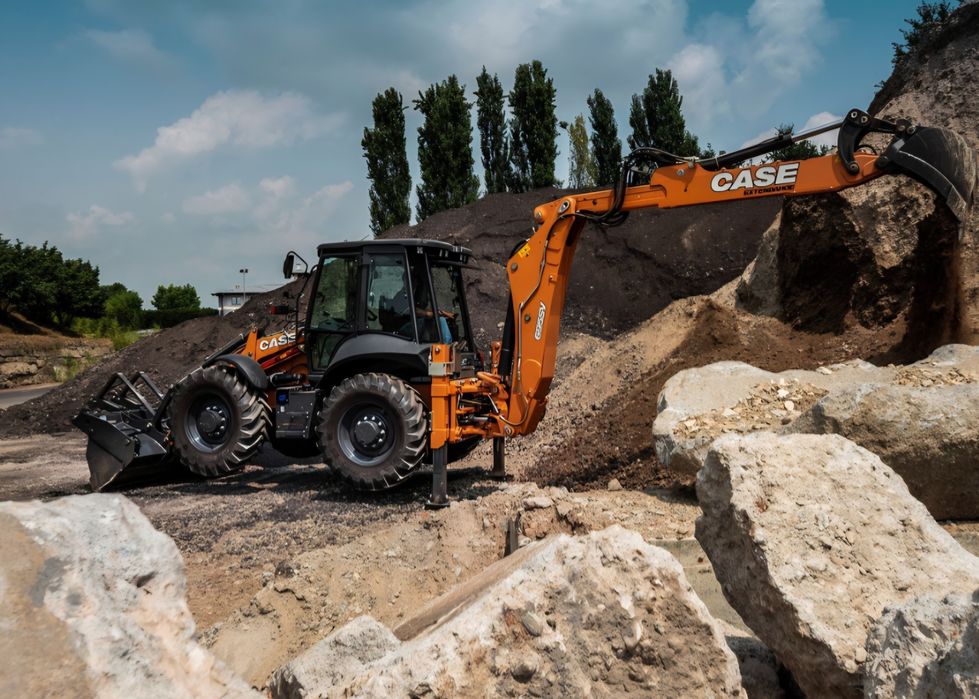 Buldoexcavator – Demolări și Lucrări cu Picon