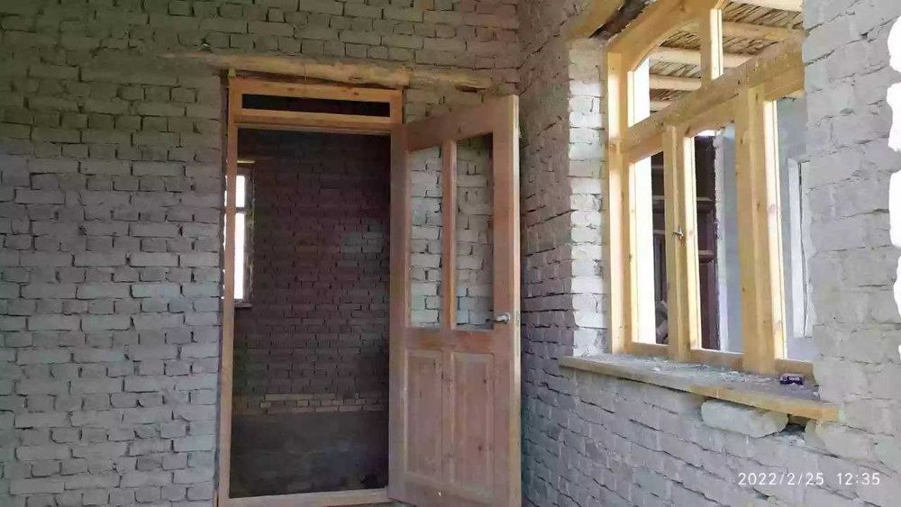 Уй Сотилади $30000