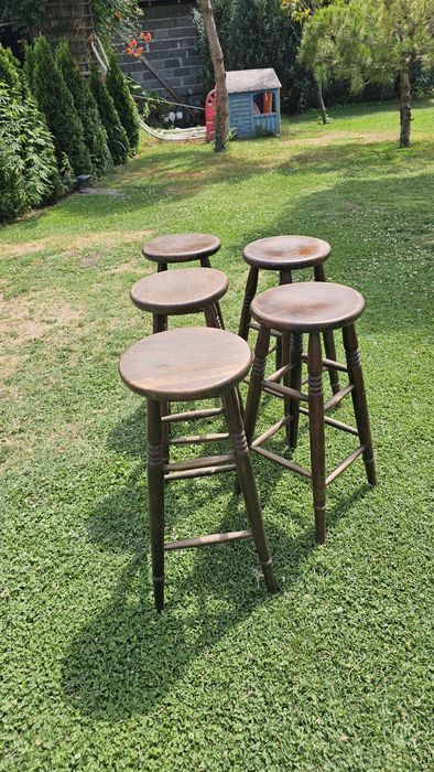 Столове от Масивен ОРЕХ в Перфектно състояние