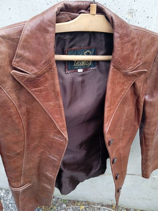 Дамско кожено сако