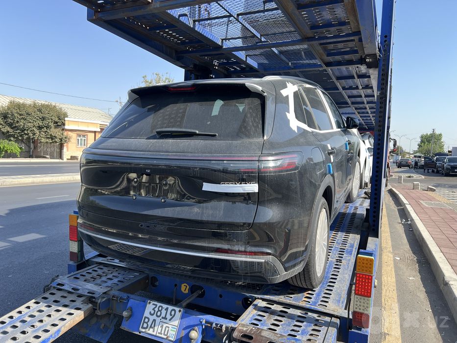 Продаётся Geely ex5 Em i Гибрид запас хода 1000+