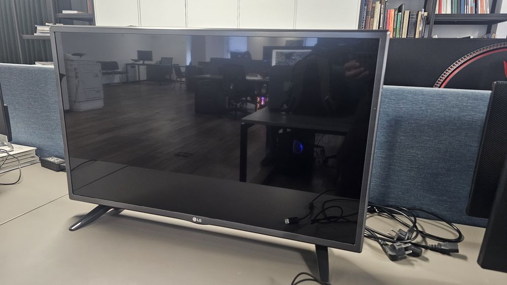 Смарт Телевизор LG 32'