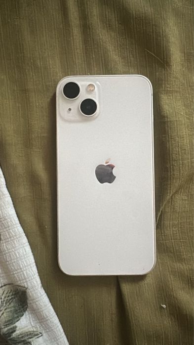 iPhone 13 256ГБ 73% АКБ