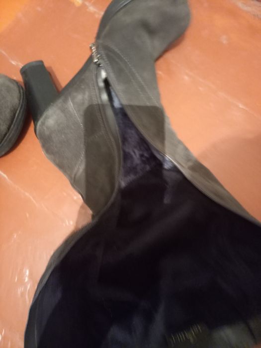 Продам зимние сапоги