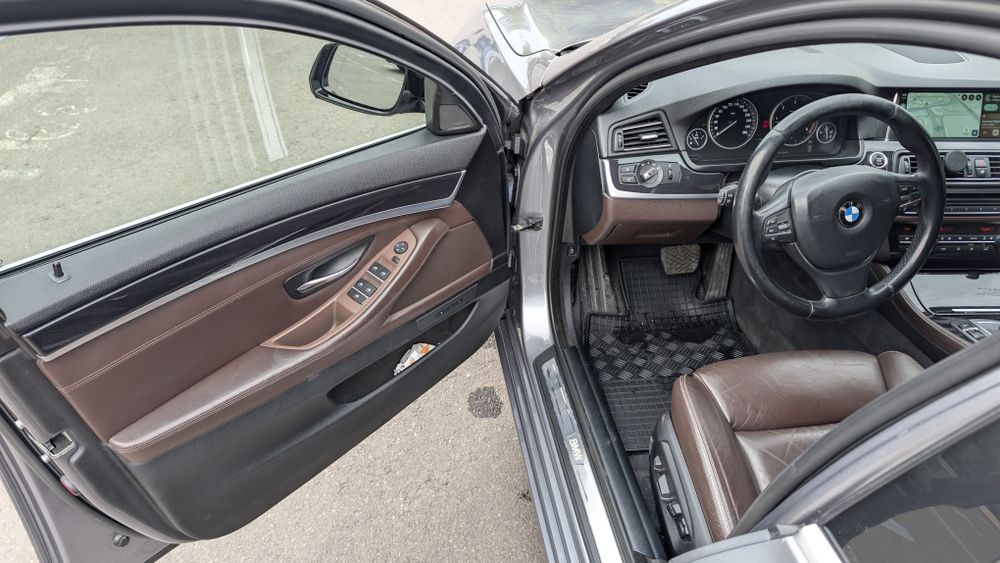 BMW 525 F10 218cp  Automat