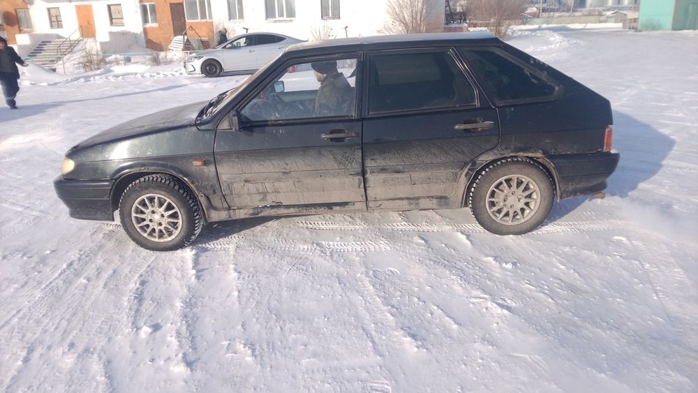 Продаю ваз 2114 новоишимка