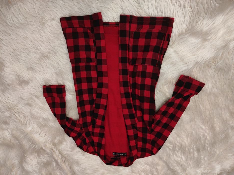 Червена връхна дреха FB Sister