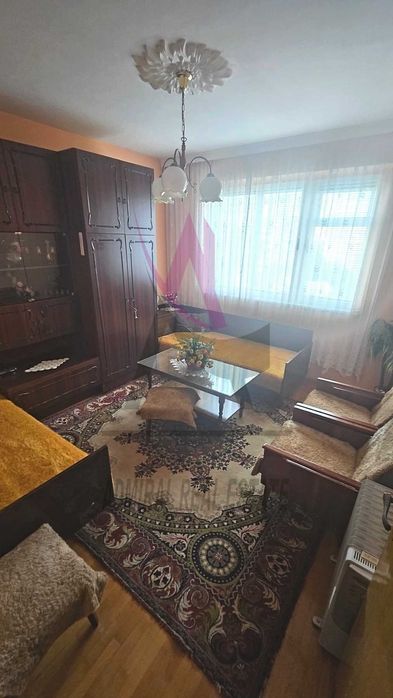 Дава се под наем Четиристаен апартамент в Варна, Червен площад - 90 кв.м за 511 € - Снимка #1