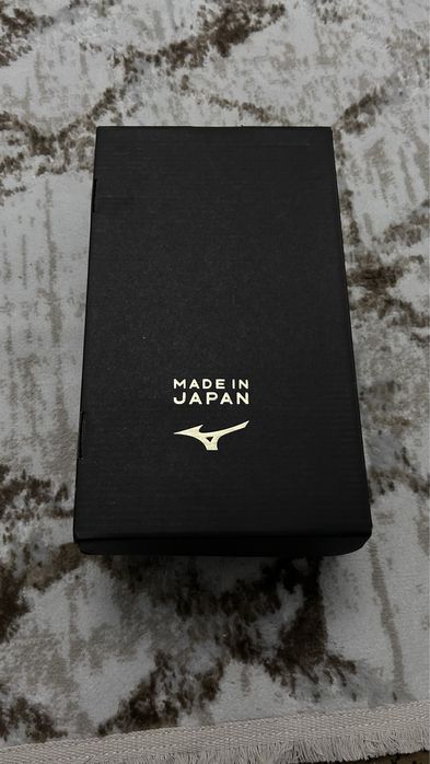 БутсыМизуноновый