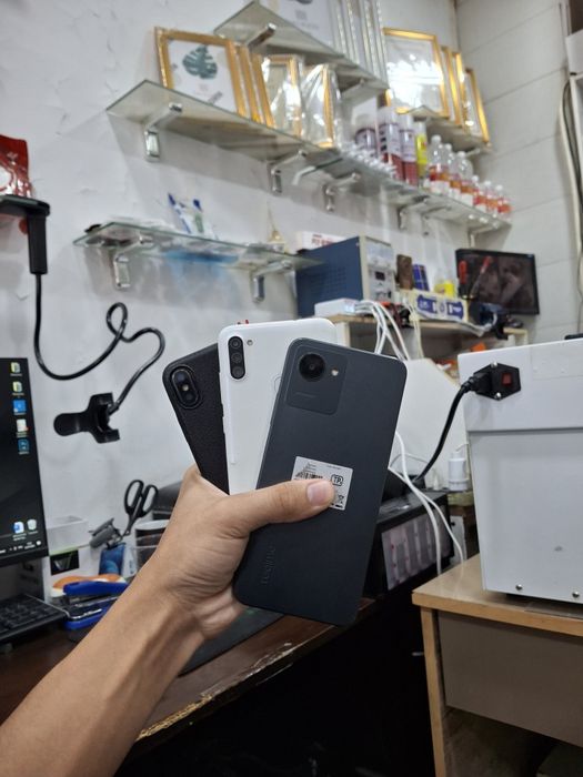 3 ta telefon sotuvda shoshiling!!!