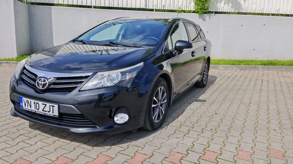 Toyota Avensis T27 2.0d 124 cp