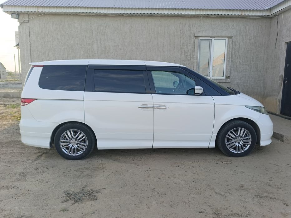 Honda Elizyon минивэн