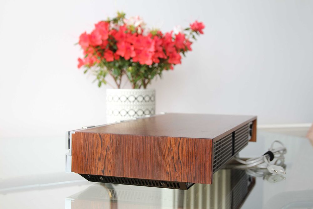 BANG & OLUFSEN Beomaster 3000-2 radio, preamplificator si amplificator de putere integrat, Danemarca iunie 1971