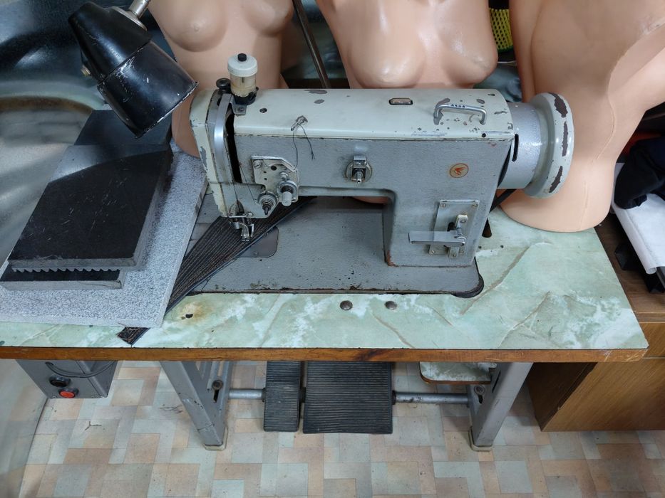 Швейная машина 3823