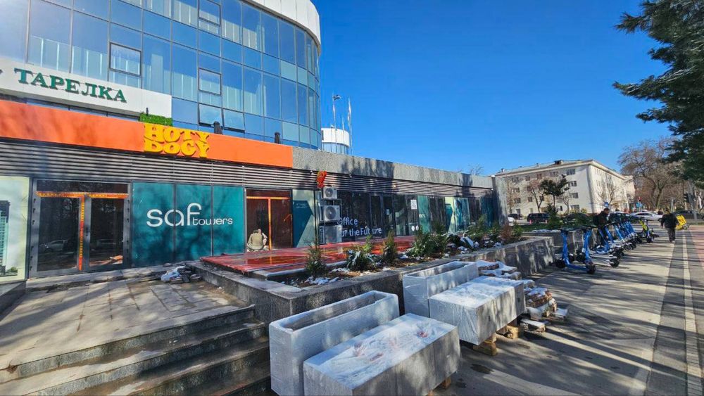 Помещение под кафе ресторан IT park вдоль дороги 300м2 + 60 м2 терраса