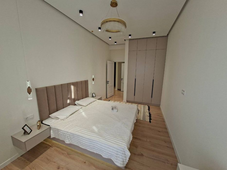 Новостройка 4/2/10 ЖК Neo House ул.Баку (ул.Фаргона йули)