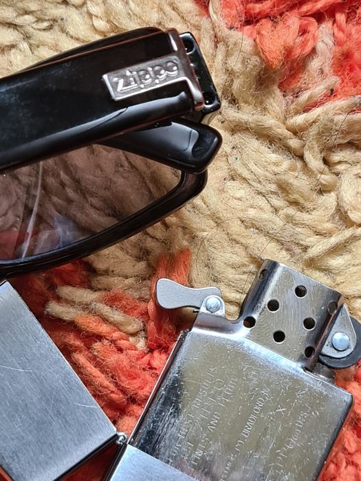 Bricheta/ochelari soare Zippo