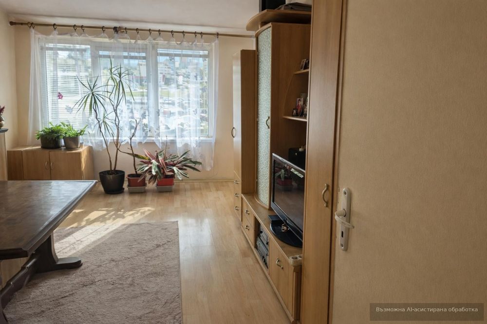 Дава се под наем Двустаен апартамент в София, Люлин 8 - 79 кв.м за 598.23 € - Снимка #2