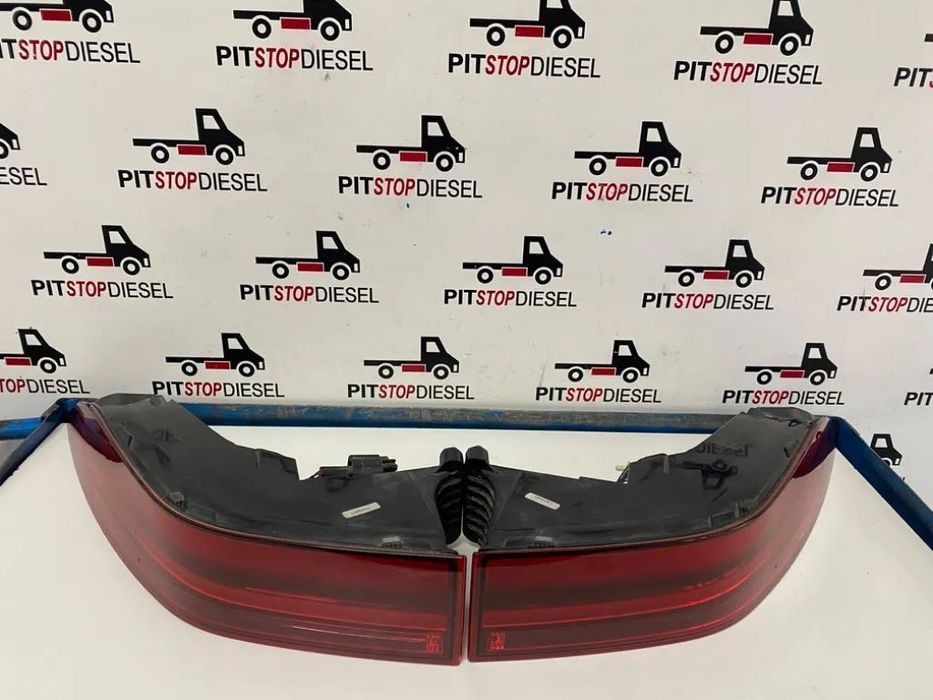 stop stanga  dreapta aripa cu led jaguar e pace 2017 2018 2019 2020 2021 2022 2023 2024 j9c313404cb