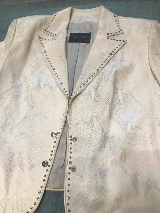 Кроп - жакет белый 42