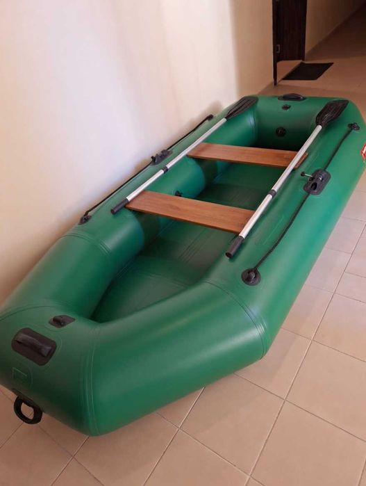 Руска надуваема лодка с твърдо дъно ЛТ 280