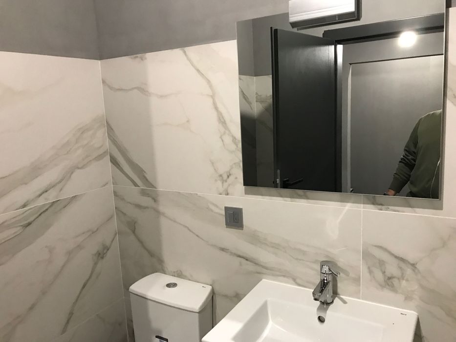 Apartament 2 camere nou, mobilat, design loft, loc de parcare demisol