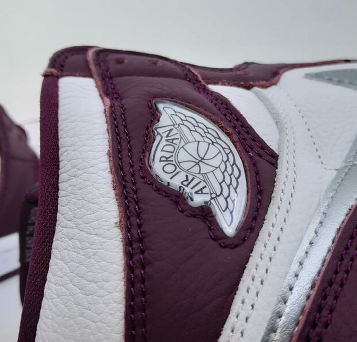 Air Jordan 1 Retro High OG Bordeaux - mărime 40